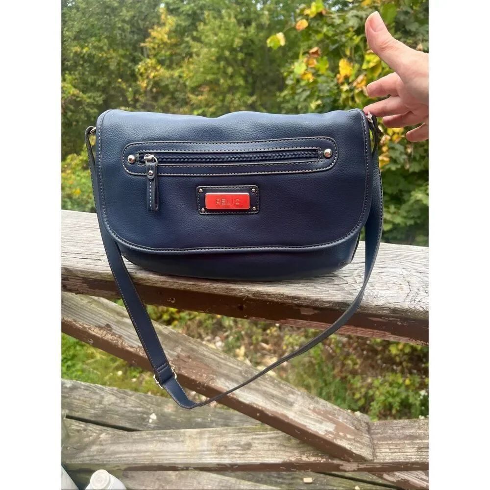 Relic Navy Grained Shoulder Bag NWT